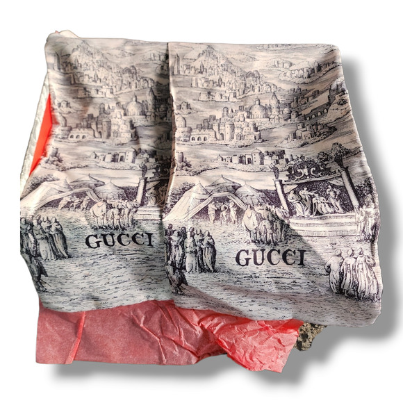 Gucci Ultrapace Yellow & Black Mixed Media Sneakers US Men’s 5.5/US Women’s 6.5 - Picture 16 of 16